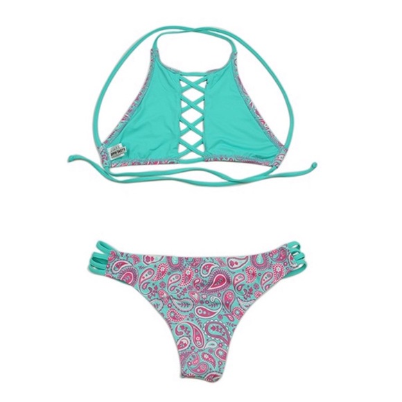 Paisley Criss Cross Strappy Bikini - Picture 3 of 3